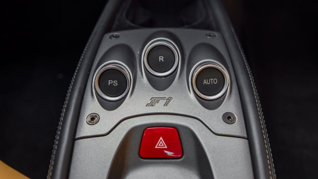 Certified 2013 Ferrari 458 Italia Coupe RWD image 21