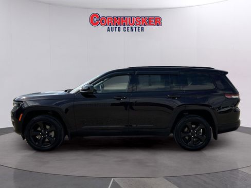 Certified 2023 Jeep Grand Cherokee L Limited w/ Luxury Tech Group II image 4