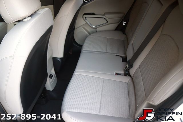 Certified 2025 Kia Soul EX FWD image 14