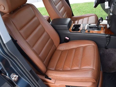 Used 2004 Volkswagen Touareg V10 TDI AWD/4WD image 52