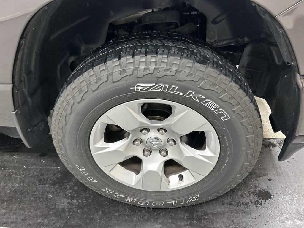 Used 2019 RAM 1500 Big Horn AWD/4WD image 8