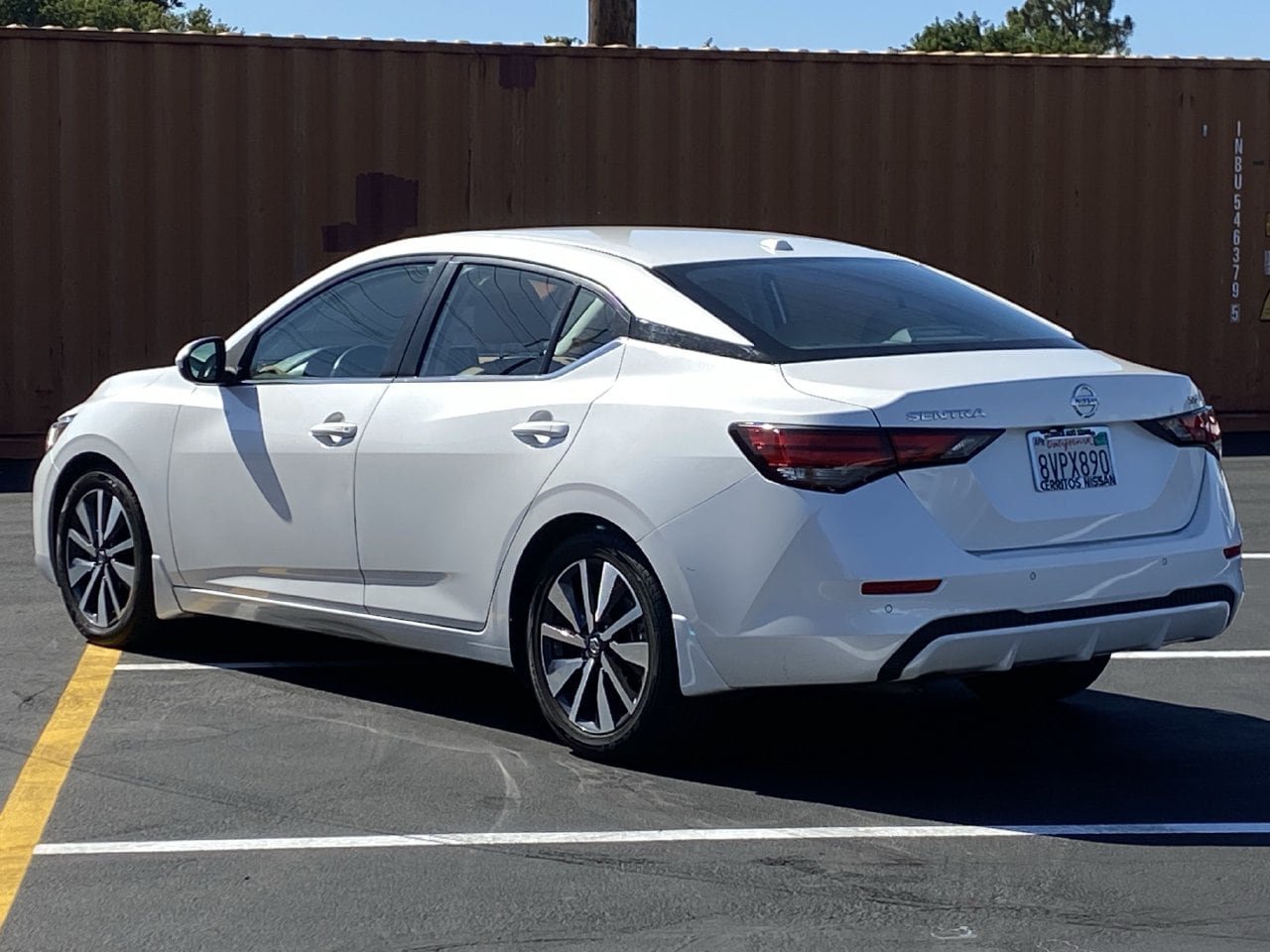 Certified 2021 Nissan Sentra SV w/ SV Premium Package FWD image 4