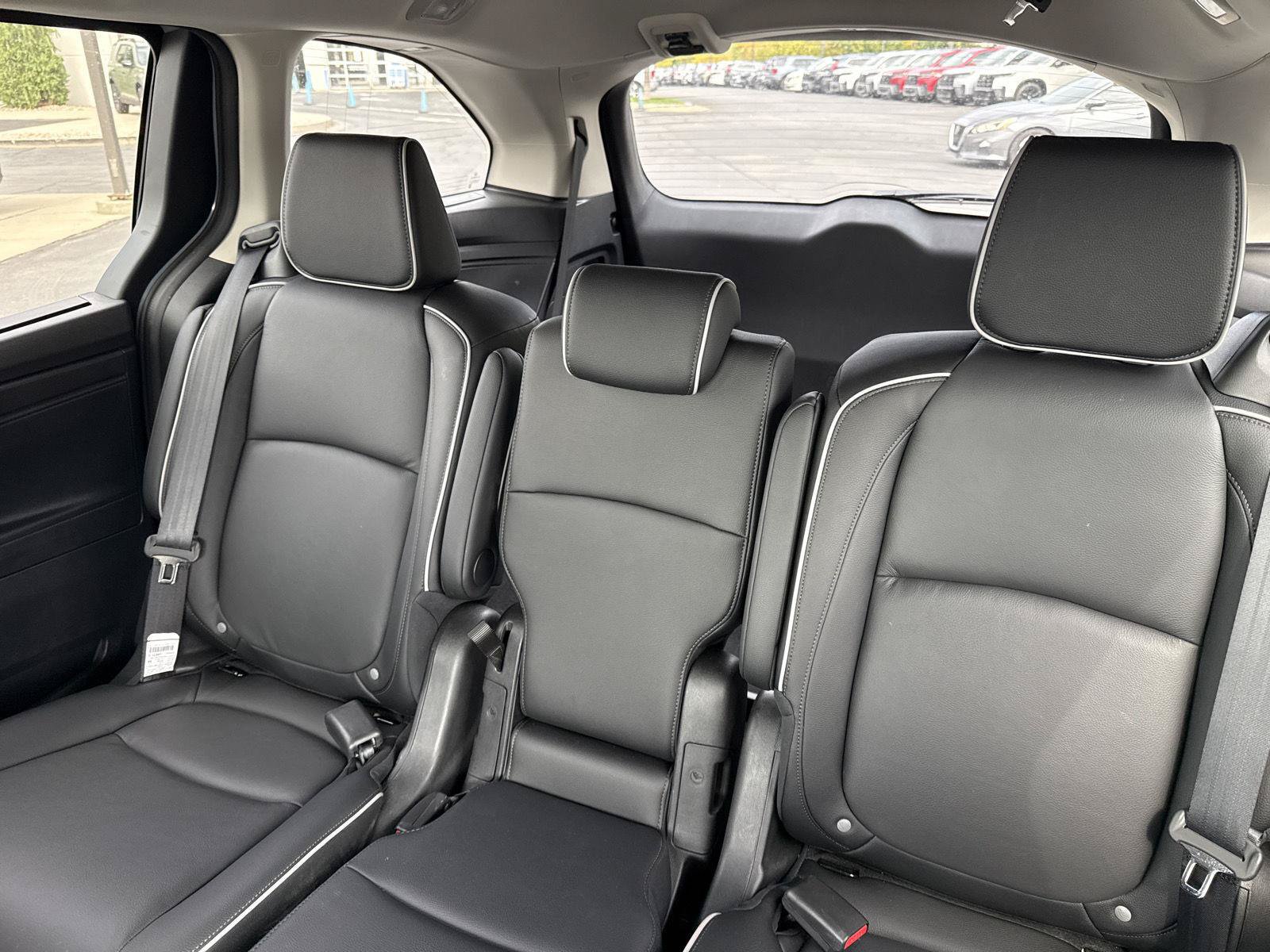 Certified 2026 Honda Odyssey Touring image 17