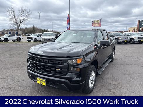 Used 2022 Chevrolet Silverado 1500 W/T w/ WT Value Package AWD/4WD image 2