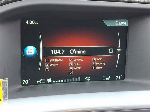 Used 2016 Volvo V60 T5 Cross Country w/ Convenience Package image 18