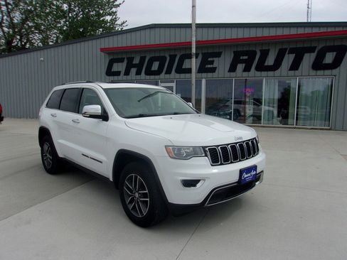 Used 2018 Jeep Grand Cherokee Limited w/ Trailer Tow Group IV AWD/4WD image 1