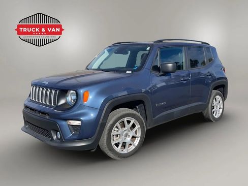 Used 2022 Jeep Renegade Latitude AWD/4WD image 1