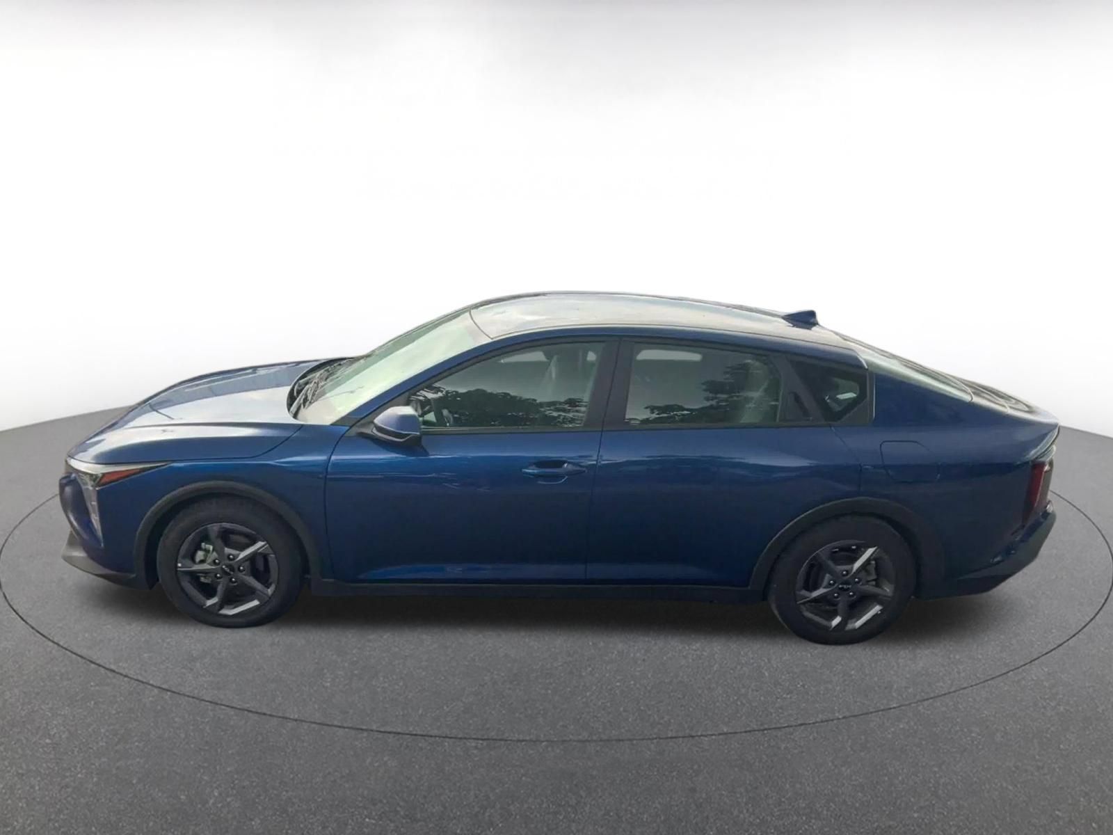 Used 2025 Kia K4 FWD image 8