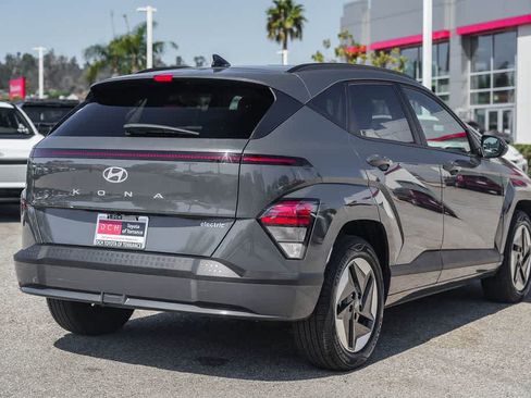 Used 2024 Hyundai Kona SEL FWD image 6