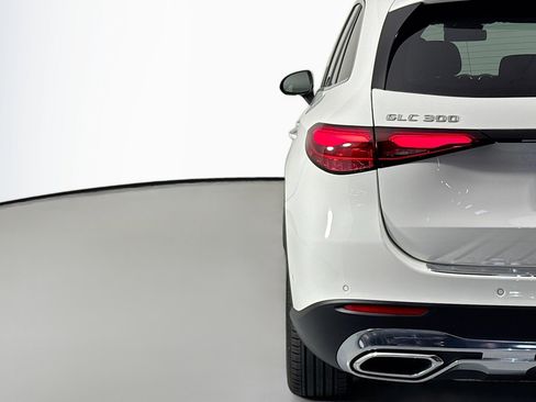 Certified 2026 Mercedes-Benz GLC 300 image 14