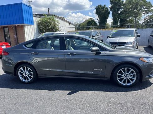 Used 2017 Ford Fusion S image 7