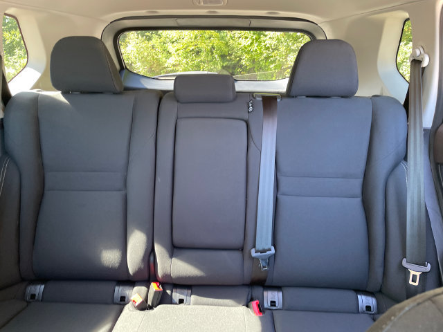 Used 2023 Nissan Rogue S AWD/4WD image 34