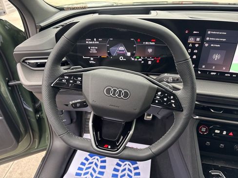 New 2025 Audi SQ5 Premium Plus image 20