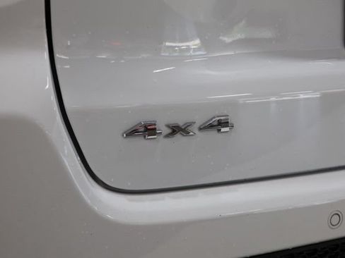 Used 2024 Jeep Compass Limited AWD/4WD image 13
