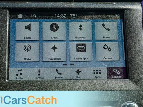 Used 2018 Ford Fusion SE w/ Fusion SE Technology Package image 26