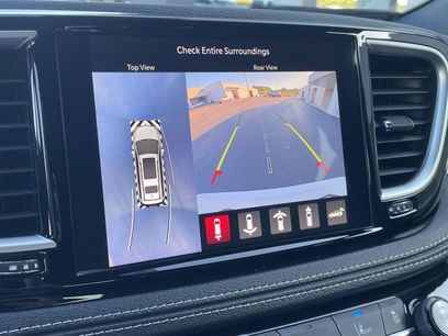 Certified 2024 Chrysler Pacifica Limited