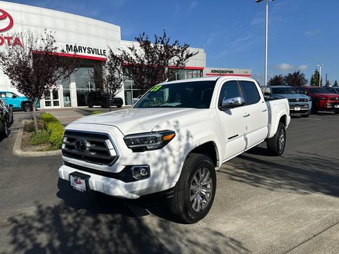 Used 2023 Toyota Tacoma Limited AWD/4WD image 1