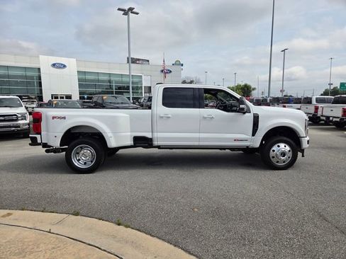 New 2026 Ford F450 Platinum w/ FX4 Off-Road Package AWD/4WD image 13
