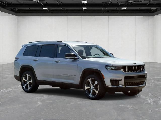 Used 2023 Jeep Grand Cherokee L Limited AWD/4WD image 8