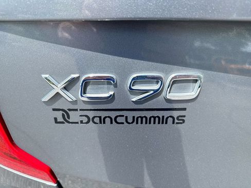 Used 2016 Volvo XC90 T6 Momentum AWD/4WD image 28