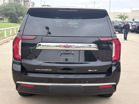 Used 2021 GMC Yukon XL SLT image 5