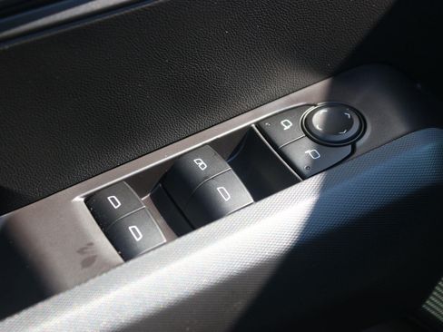 Used 2026 Chevrolet Colorado Trail Boss AWD/4WD image 14