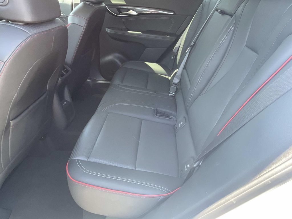 Used 2022 Buick Envision Essence w/ Technology Package I FWD image 13