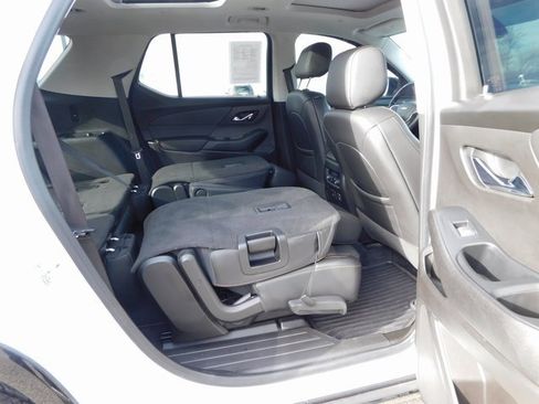 Used 2021 Chevrolet Traverse Premier w/ Redline Edition image 30