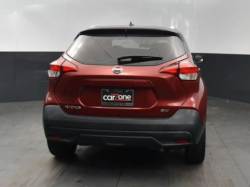 Used 2019 Nissan Kicks SV FWD image 21