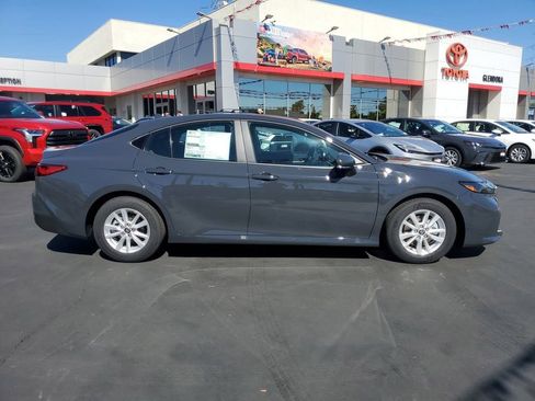 New 2026 Toyota Camry LE image 2