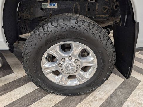Used 2019 RAM 3500 Big Horn image 20