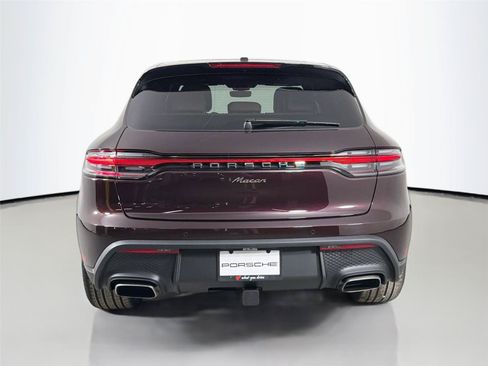 Certified 2026 Porsche Macan AWD/4WD image 6