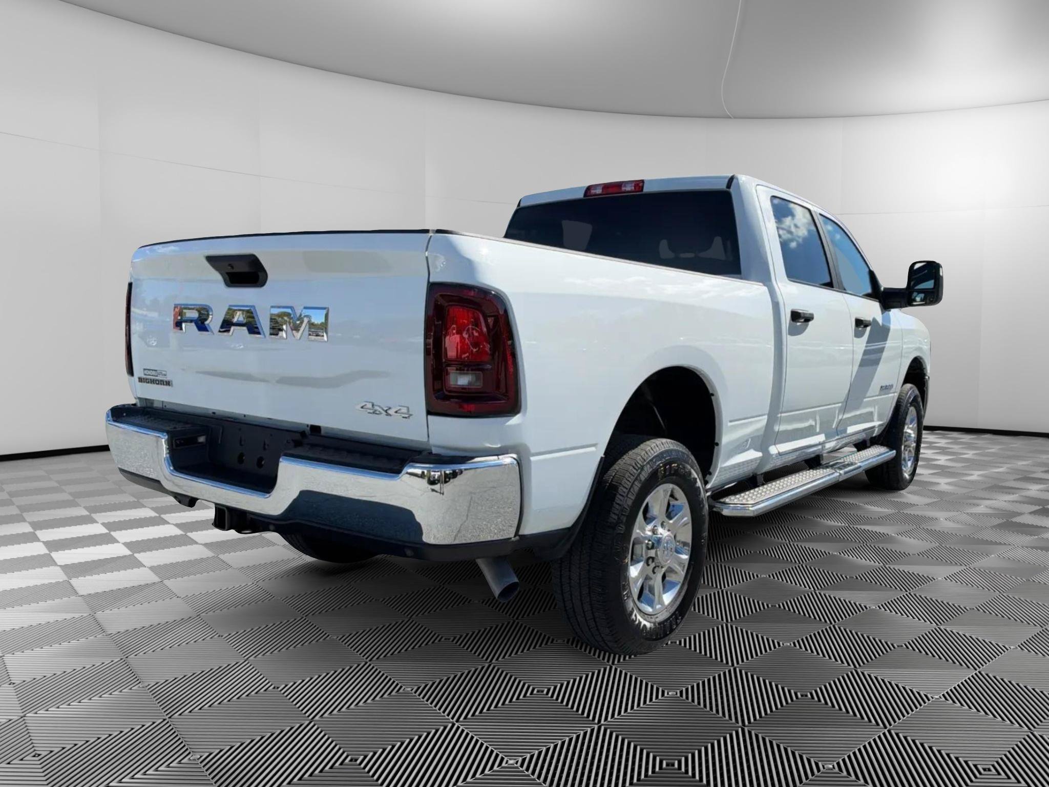 Used 2026 RAM 2500 Big Horn AWD/4WD image 4