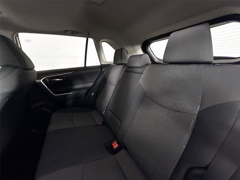 Certified 2022 Toyota RAV4 XLE image 27