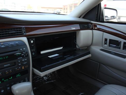 Used 2000 Cadillac Eldorado Touring image 10