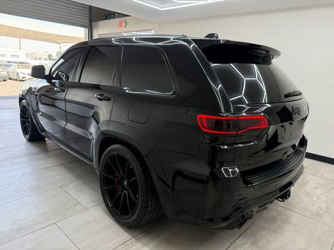 Used 2018 Jeep Grand Cherokee SRT AWD/4WD image 6