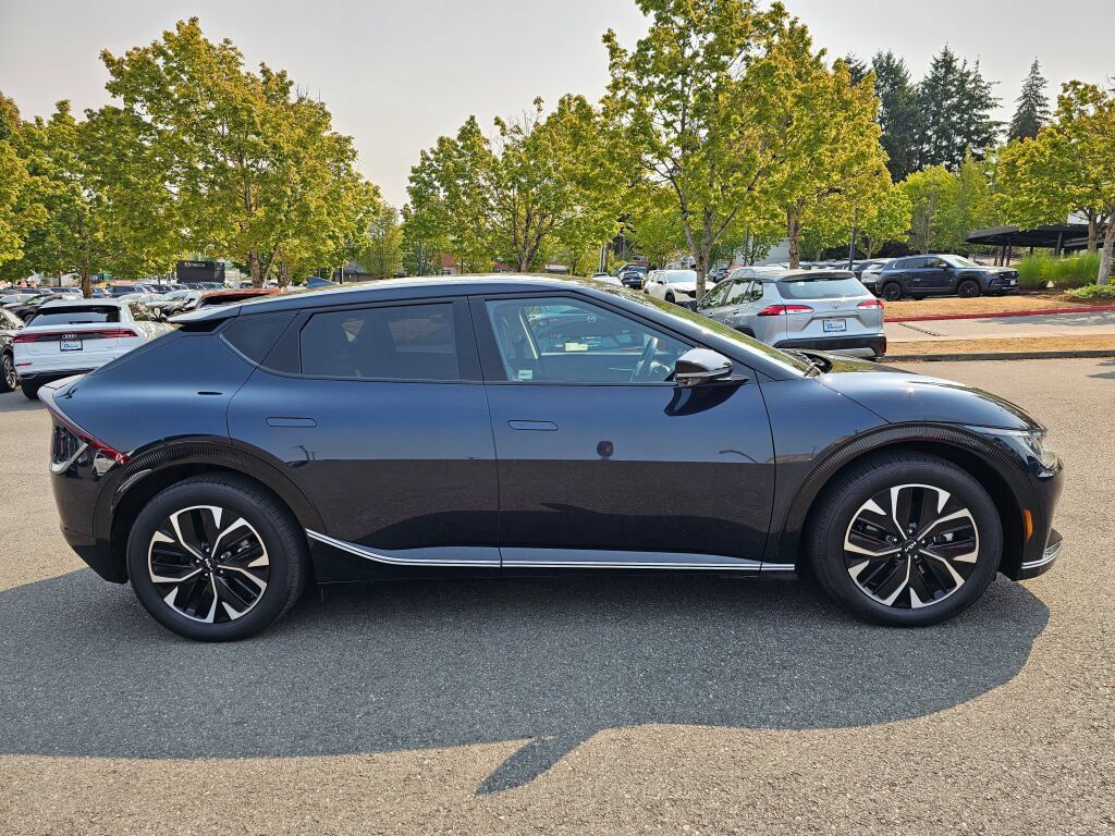 Certified 2024 Kia EV6 Wind AWD/4WD image 4