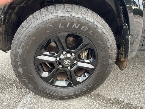 Used 2021 Toyota 4Runner SR5 RWD image 31