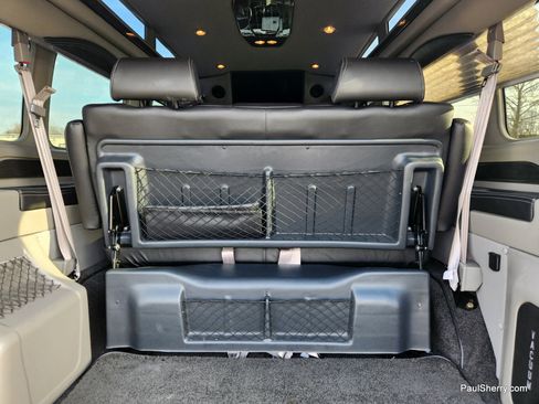 Used 2023 Ford Transit 150 Low Roof AWD image 26