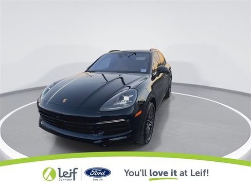 Used 2023 Porsche Cayenne image 4