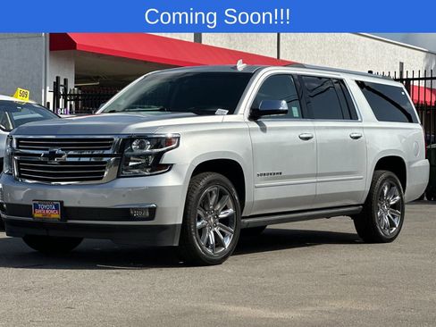 Used 2019 Chevrolet Suburban Premier RWD image 8