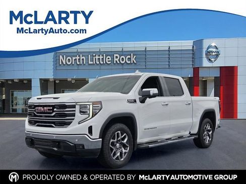 Used 2025 GMC Sierra 1500 SLT w/ SLT Premium Plus Package AWD/4WD image 1