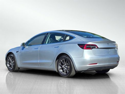 Used 2018 Tesla Model 3 Long Range image 6