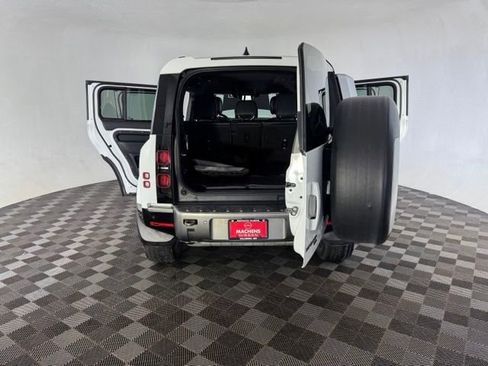 Used 2022 Land Rover Defender 110 X-Dynamic HSE AWD/4WD image 15