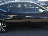 Used 2022 Nissan Altima 2.5 SV image 4