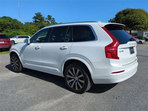 Used 2023 Volvo XC90 B5 Core w/ Protection Package Premier image 6