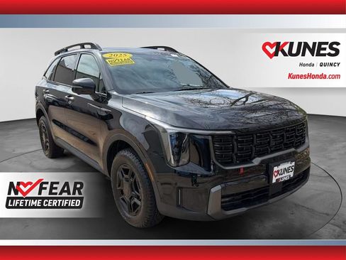Used 2025 Kia Sorento SX Prestige w/ Olive Brown Leather Package AWD/4WD image 1