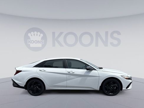 New 2026 Hyundai Elantra SEL Sport Premium FWD image 8