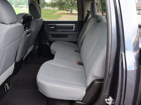 Used 2020 RAM 1500 Classic SLT RWD image 20