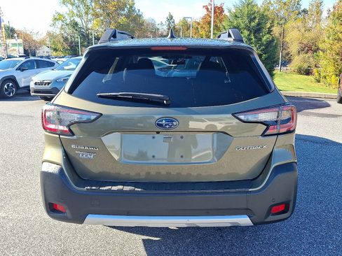 Certified 2023 Subaru Outback Limited image 5